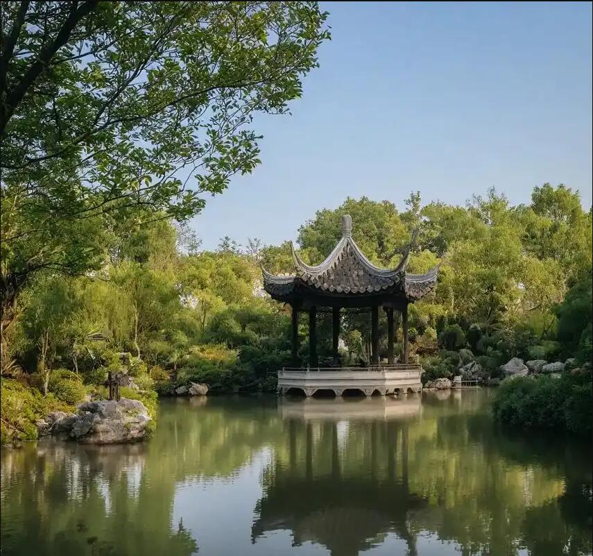 雅安雨城半雪建设有限公司